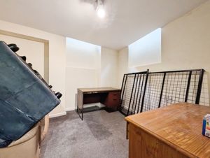 Photo 6- click for photo gallery